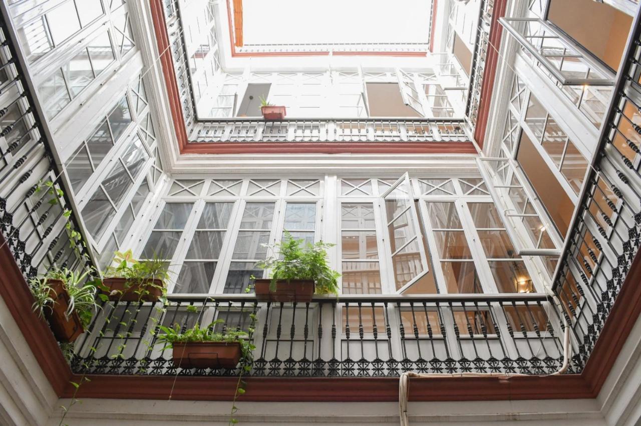 Apartamento Descalzos, Seville
